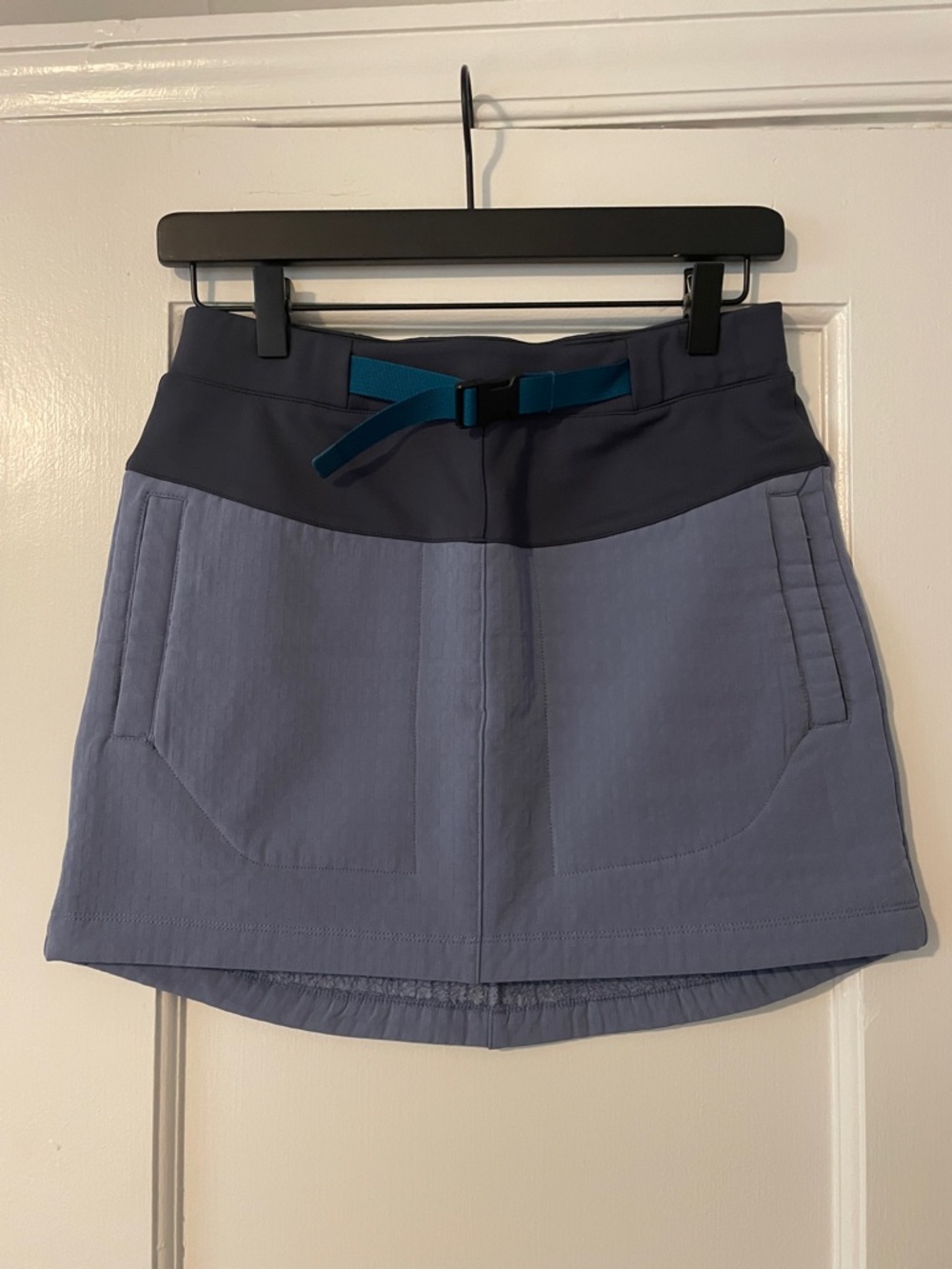 Title Nine Two-Tone Blue Skort with Teal Belt and Fleece Lining